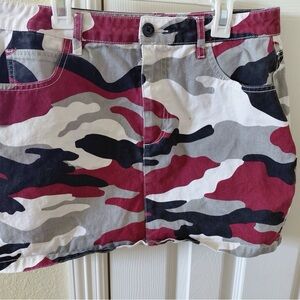 Camouflage Mini Skirt in Burgundy, Black & Gray